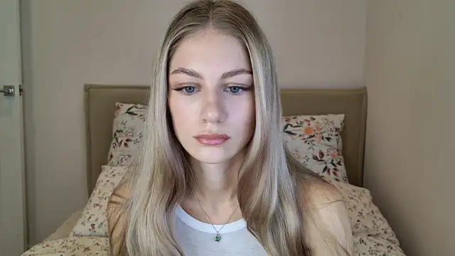 GabriellaOlsen online show from 10-08-25, 09:55