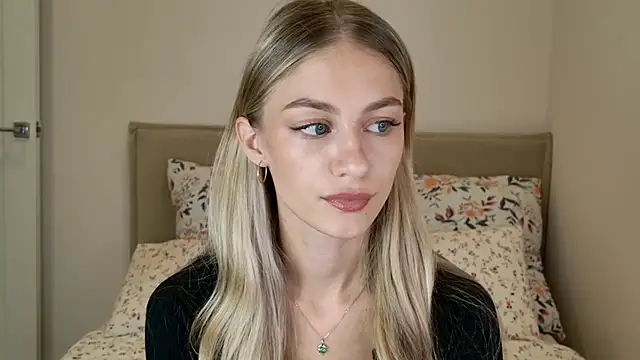 GabriellaOlsen online show from 09-19-25, 11:03