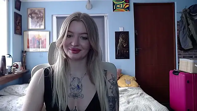 DelightCamila online show from 03-15-25, 11:08