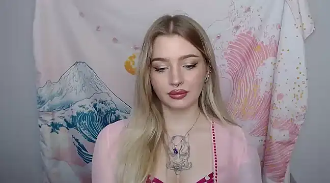 DelightCamila online show from 01-28-25, 10:45