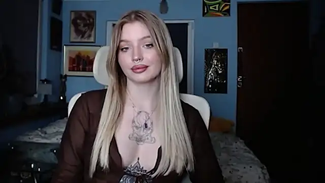 DelightCamila online show from 03-19-25, 10:09