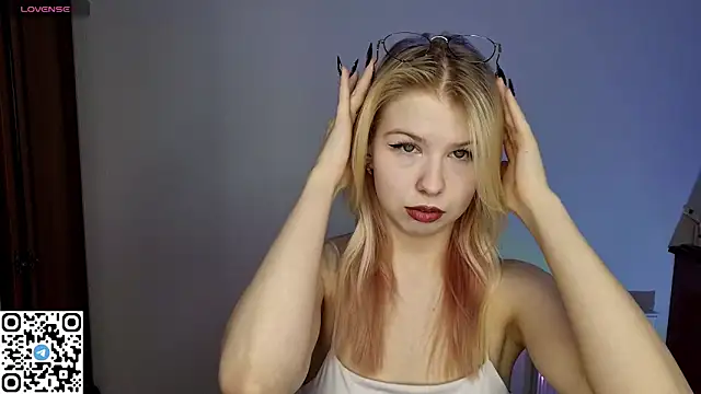 LynetHakes online show from 03-02-26, 07:37