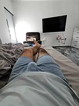 j0nathan00 online show from 02-07-25, 05:18