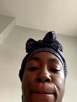 Snapshot of Meerawantsyou chatting on 11-03-25, 06:22 Meerawantsyou online show from 11-03-25, 06:22