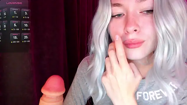 Snapshot of Ohmy_Nora_ chatting on 09-13-25, 01:27 Ohmy Nora  online show from 09-13-25, 01:27