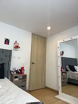 KarlaWild online show from 11-27-25, 10:10