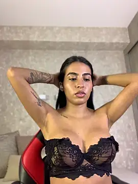 Snapshot of genesissara chatting on 07-27-26, 02:40 genesissara online show from 07-27-26, 02:40