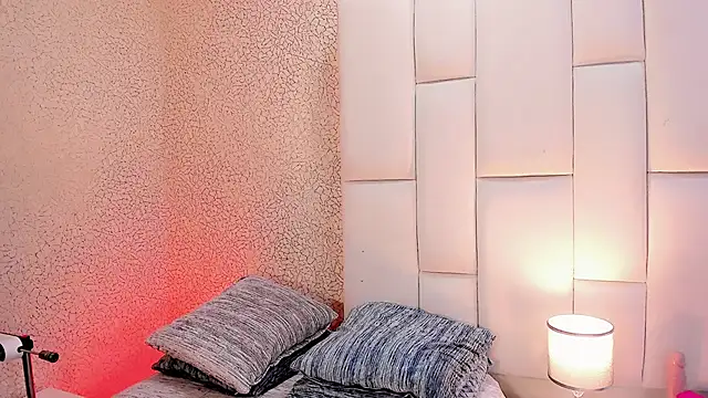 Angeles Busst online show from 03-05-26, 08:38