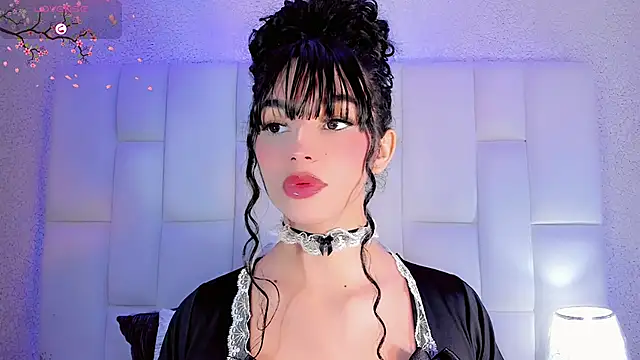 Snapshot of Angeles_Busst chatting on 10-13-25, 07:59 Angeles Busst online show from 10-13-25, 07:59