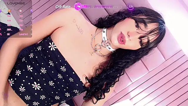 Snapshot of Angeles_Busst chatting on 03-15-25, 06:32 Angeles Busst online show from 03-15-25, 06:32