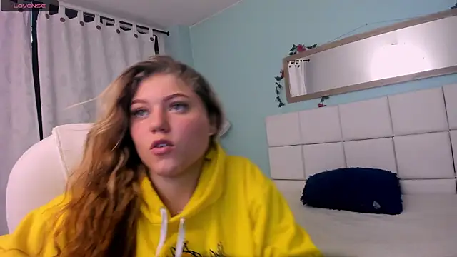 alaia greyy online show from 02-27-25, 04:21