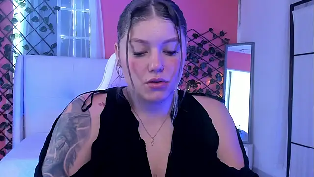 alaia greyy online show from 03-28-26, 01:34