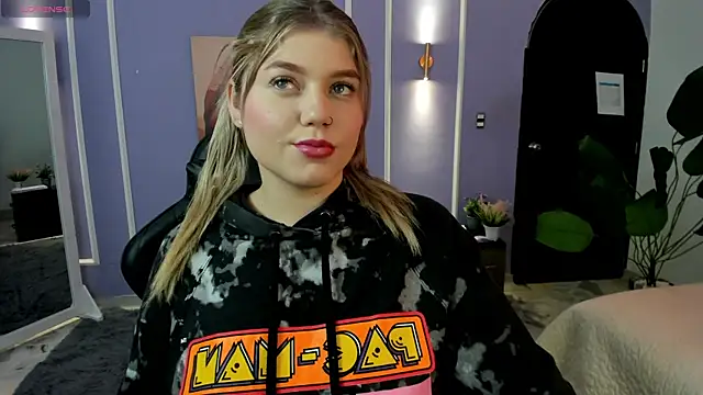 alaia greyy online show from 11-22-25, 12:59