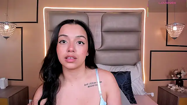 CAYLINCOLLINS online show from 11-11-25, 03:01