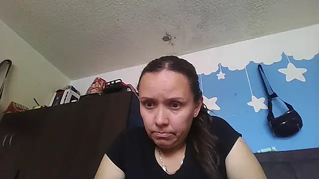 Snapshot of Isabella_boom chatting on 03-10-25, 06:01 Isabella boom online show from 03-10-25, 06:01