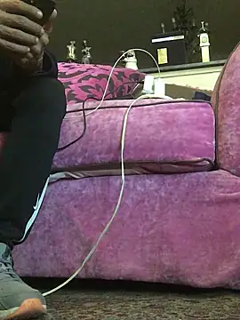 Snapshot of aebaleek2505 chatting on 02-22-25, 09:04 aebaleek2505 online show from 02-22-25, 09:04