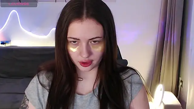 Ollie James online show from 11-21-25, 01:21