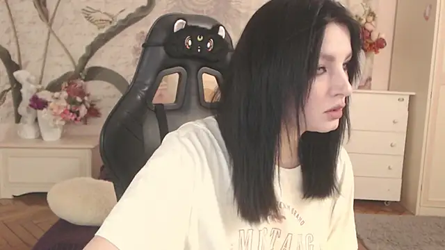 BritneyBarker online show from 02-09-26, 10:08