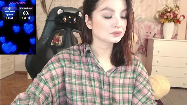 BritneyBarker online show from 12-02-25, 12:55