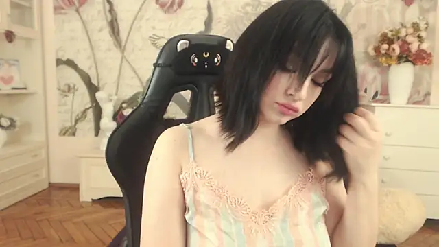 BritneyBarker online show from 03-05-26, 12:40