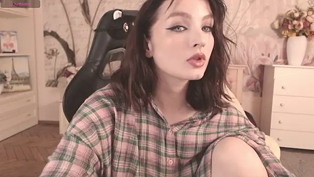 BritneyBarker online show from 09-16-25, 08:10