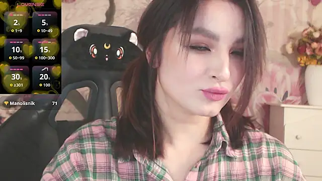 BritneyBarker online show from 11-26-25, 09:15