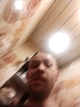 MaxDevilWhite online show from 03-18-26, 07:15