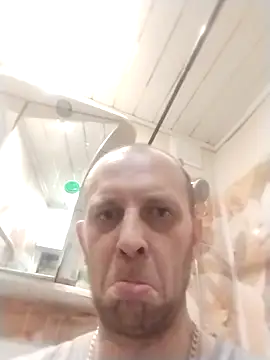 MaxDevilWhite online show from 03-26-26, 05:28