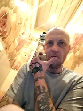 MaxDevilWhite online show from 11-02-25, 08:47