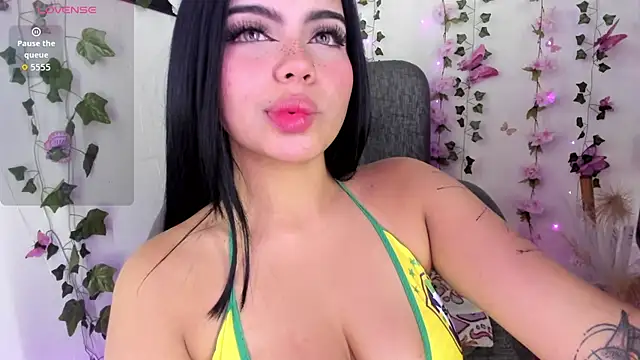 saray  jones online show from 06-30-26, 05:35
