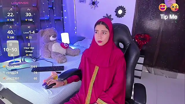 NaylaSaadi online show from 02-14-25, 07:33