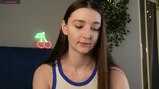 GeorginaDudley online show from 10-20-25, 07:20