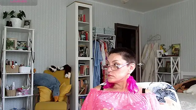 Snapshot of Soffya_Soy chatting on 06-16-26, 07:41 Soffya Soy online show from 06-16-26, 07:41