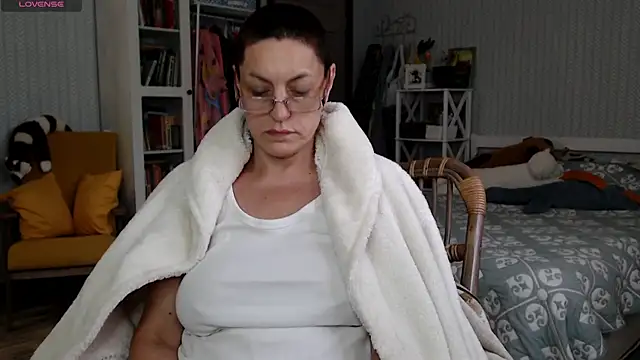 Snapshot of Soffya_Soy chatting on 05-27-26, 06:32 Soffya Soy online show from 05-27-26, 06:32
