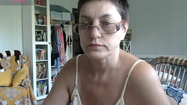 Snapshot of Soffya_Soy chatting on 07-15-26, 04:08 Soffya Soy online show from 07-15-26, 04:08