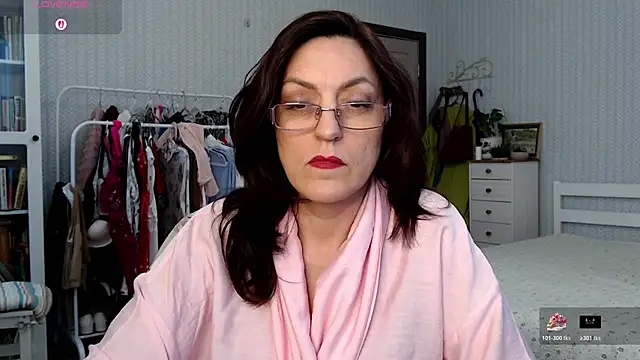 Soffya Soy online show from 04-16-26, 06:58