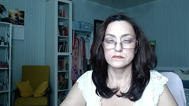 Snapshot of Soffya_Soy chatting on 05-11-26, 05:32 Soffya Soy online show from 05-11-26, 05:32