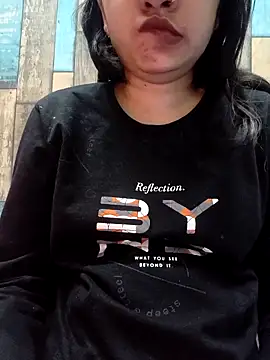 cute IndianBabe online show from 12-18-25, 12:38