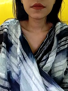 Snapshot of cute_IndianBabe chatting on 03-15-25, 01:19 cute IndianBabe online show from 03-15-25, 01:19