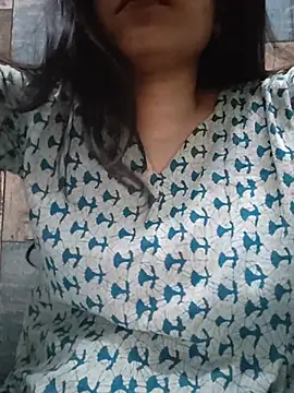 Snapshot of cute_IndianBabe chatting on 06-20-26, 11:15 cute IndianBabe online show from 06-20-26, 11:15