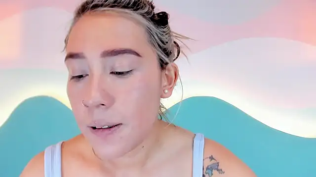 Lannajansen online show from 11-12-25, 02:21