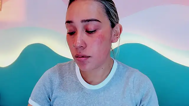 Lannajansen online show from 12-15-25, 03:07