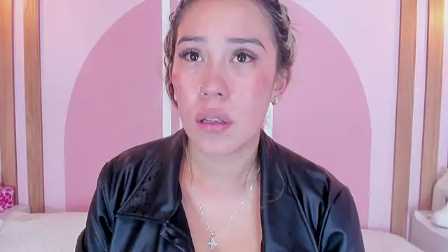 Lannajansen online show from 03-23-26, 01:22