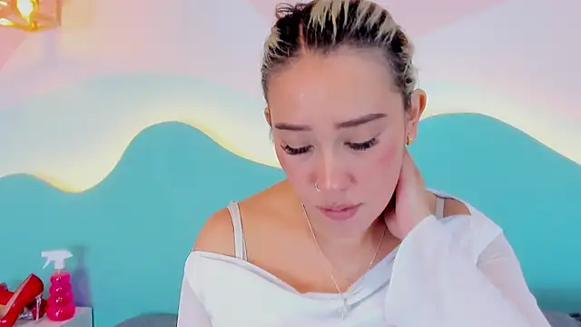 Lannajansen online show from 02-26-26, 01:44