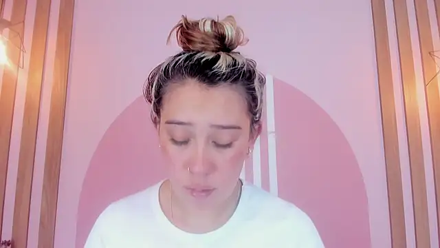 Lannajansen online show from 03-14-26, 01:39