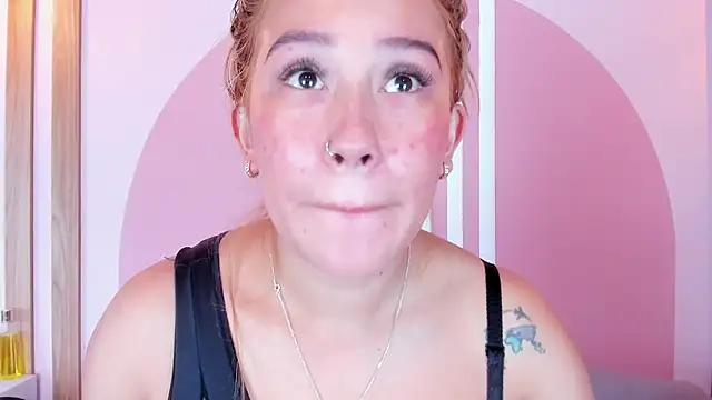 Lannajansen online show from 04-06-26, 01:23