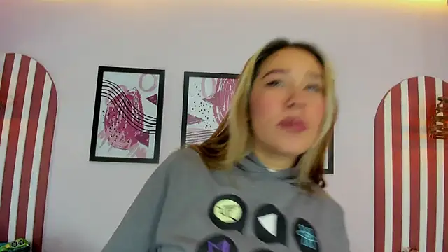 Lannajansen online show from 09-14-25, 02:50