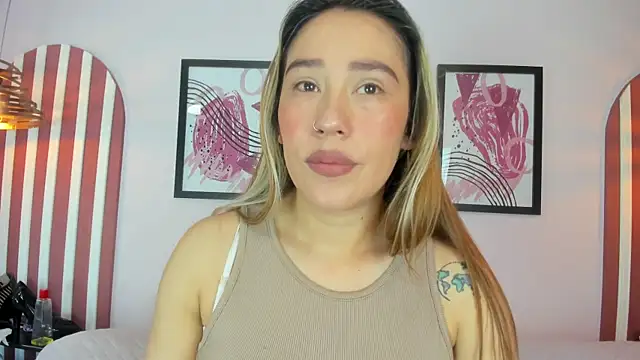 Lannajansen online show from 09-28-25, 02:46