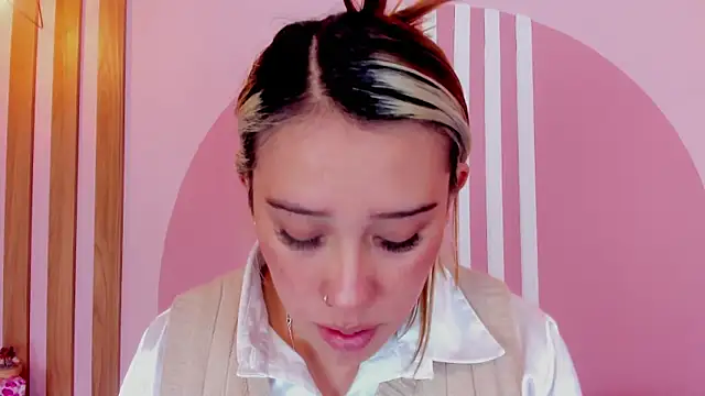 Lannajansen online show from 03-19-26, 01:44