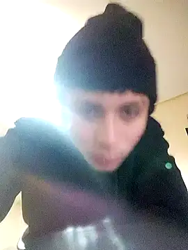 S4nt1luXx online show from 11-20-25, 10:52